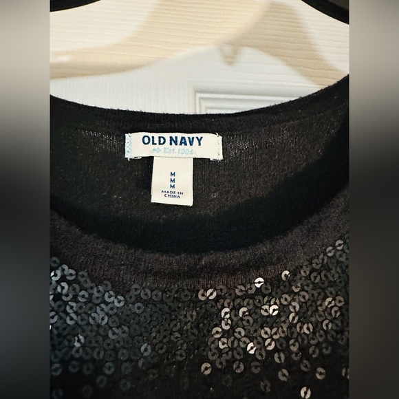 Sweater dress with sequins detail - Picture 3 of 4